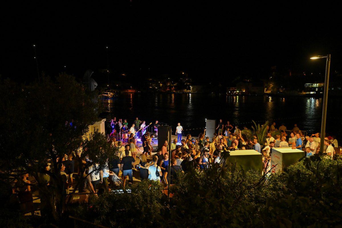 ribarska drvenik veliki1