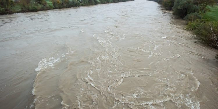 Zbog očekivanog rasta vodostaja rijeka oglasila se civilna zaštita: ‘Budite na oprezu’