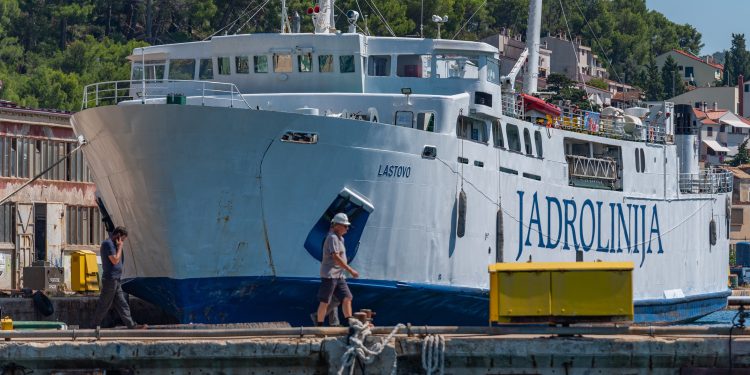 Poznato koliku će odštetu dobiti obitelji stradalih pomoraca Jadrolinije: Kriteriji su jasni
