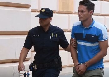 TRAGEDIJA NA VIRU Objavljeni novi detalji o pijanom vozaču: Radi kao maneken za poznate svjetske brendove | NACIONAL.HR