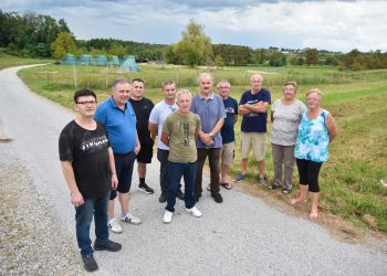 ‘ŠOKIRALO NAS JE…’ Ivanečki poljoprivrednici tvrde da im lokalni poduzetnik uz pomoć države otima zemlju | NACIONAL.HR