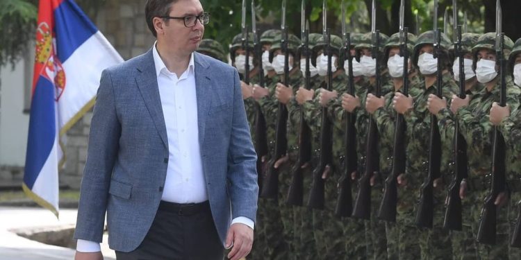 Srbija vraća vojni rok, Vučić potpisao: ‘Želimo odvratiti one koji nam prijete’