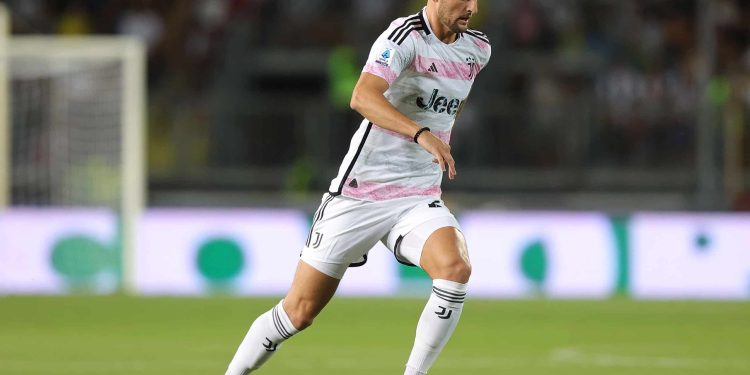 Satin o Rabiotu: “Majka-agent je nesposobna”