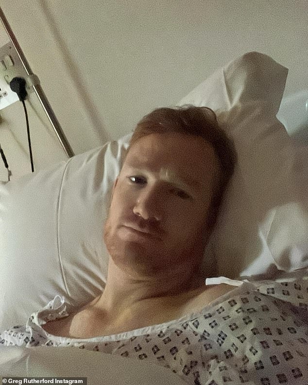 Greg je pretrpio brutalnu ozljedu koja mu je ostavila dvije hernije diska i rastrgan trbušni trbušni trbušni zglob nakon što je skočio kroz noge profesionalca Colina Graftona tijekom vratolomije u Plesu na ledu