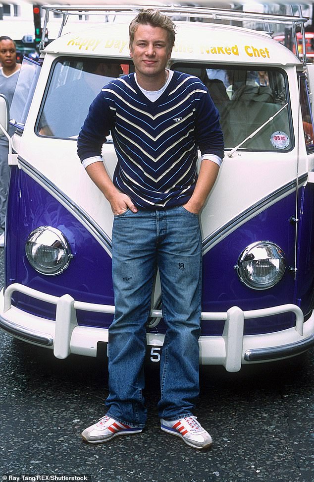 Jamie Oliver sa svojim Volkswagen kamperom 2001