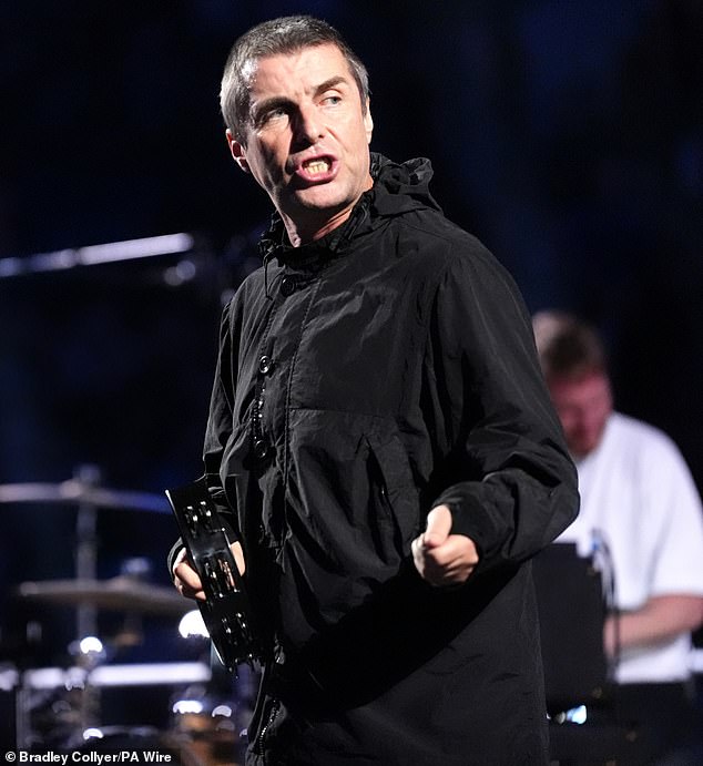 Obožavatelji Oasisa kritizirali su Liama ​​Gallaghera jer mu je reunion turneja 