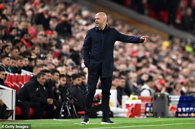 Arne Slot rekao je da želi da njegov Liverpool bude inspiriran poviješću u obrani Carabao kupa