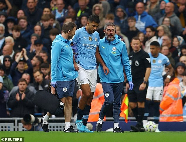 Guardiola je Rodrija nazvao 'nezamjenjivim', ali je rekao da City ima igrače koji mogu nadoknaditi njegov izostanak