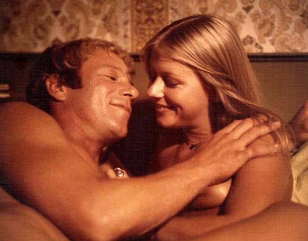 King se također pojavio s Thompsonom u filmu Scobie Malone iz 1975., imao je 15-godišnju vezu s glumcem ženskarošem