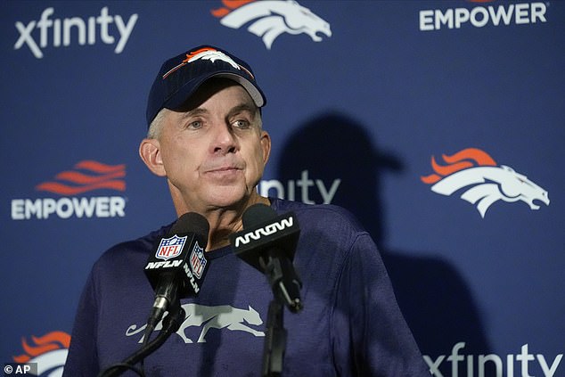 Glavni trener Sean Payton u početku nije ponudio novosti o Badiejevom stanju nakon utakmice
