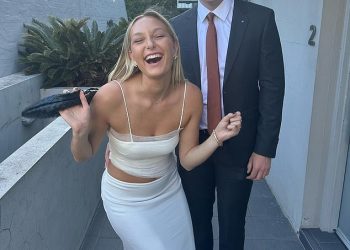 AFL WAG pronalazi muškarca koji joj je navodno ukrao auto – što je dovelo do dramatičnog uhićenja policije