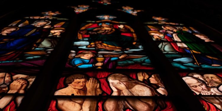 Američka katolička biskupija pristala na isplatu 320 milijuna dolara za seksualno zlostavljanje — RT World News