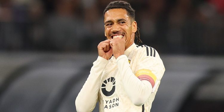 Arabija, debi iz noćne more za Smallinga: autogol i izbacivanje – VIDEO – Forzaroma.info – Najnovije vijesti Kao romski nogomet – Intervjui, fotografije i videa