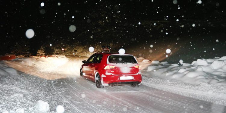 Auto Klub – Četiri teška podbačaja: Evo što je razotkrio veliki ADAC-ov test zimskih guma