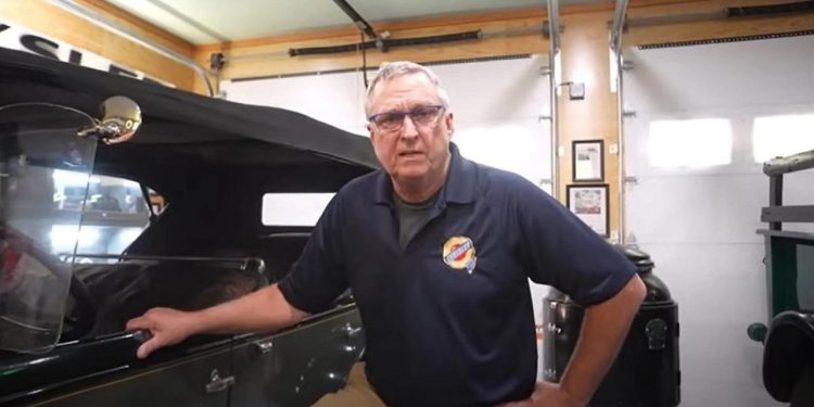 Auto Klub – Cryslerov praunuk želi otkupiti ‘obiteljsku srebrninu’, marke Chrysler i Dodge od Stellantisa. Odbijen je