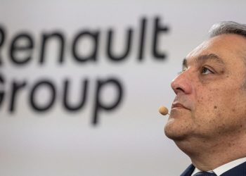 Auto Klub – Direktor Renaulta upozorava: ‘Ako potražnja za električnim autima na poraste čekaju nas ogromne kazne’