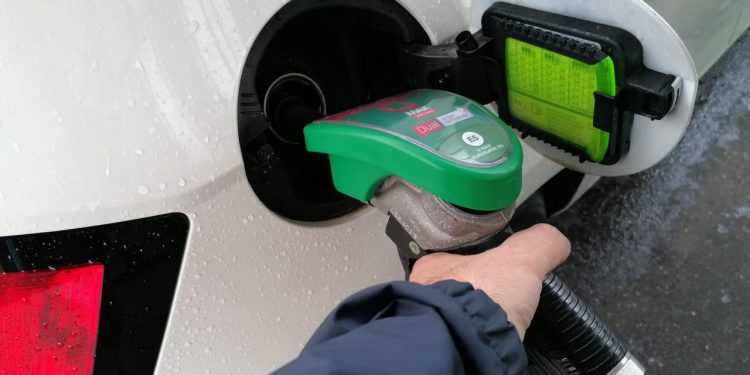 Auto Klub – Gorivo je sve skuplje: Imamo veliku listu svih rabljenih automobili koji troše od 3 do 5 litara