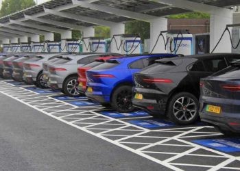 Auto Klub – I oni su se preračunali? Jaguar: Naša tranzicija u potpuno električnu marku je ‘vrlo frustrirajuća’