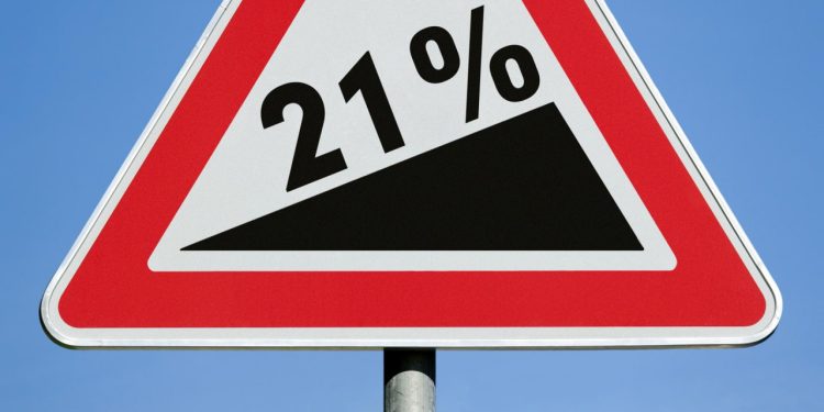 Auto Klub – Jeste li znali? Što znače postoci na znaku za nagib ceste i kako ih razumjeti