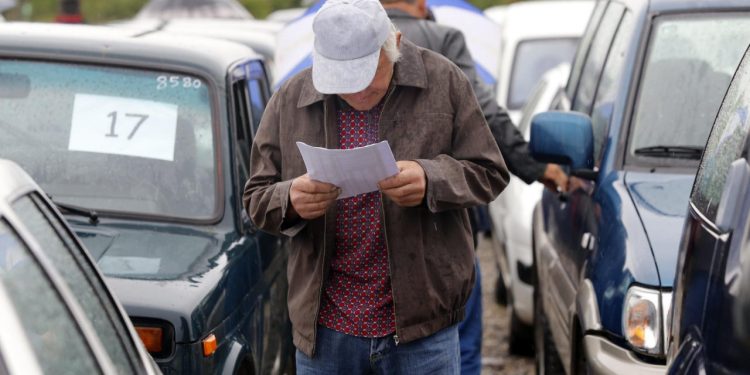 Auto Klub – Najnesretniji kupac rabljenih auta: ‘Kupio sam ih osam u devet mjeseci, sve sam ih bacio u smeće’