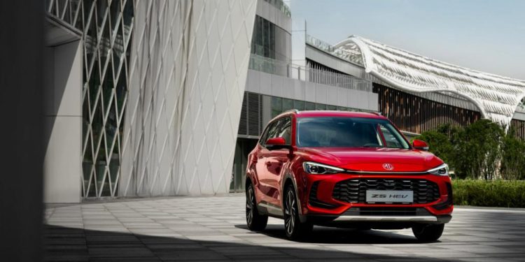 Auto Klub – Novi MG ZS Hybrid Plus: Dolazi su modernijim dizajnom i učinkovitim hibridnim pogonom