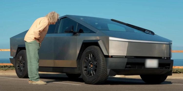 Auto Klub – Pogledajte video: Legenda Top Geara testirala Cybertruck