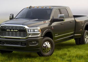 Auto Klub – Poput bombe: Pogledajte kako se razletio tunirani dizelski motor s 2700 KS i tri turba