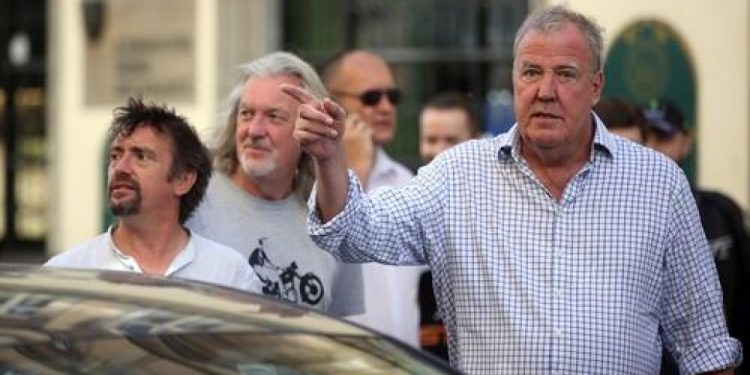 Auto Klub – Posljednji pothvat: Clarkson, Hammond i May ‘zapalili’ gledatelje za klasični Triumph, Lancia nikog ne zanima