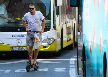 Auto Klub – Prava pošast u prometu: Bolnice su pune vozača električnih romobila i njihovih žrtava