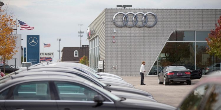 Auto Klub – Pravi vragolan: 12-godišnje dječak krao automobile i slatkiše po salonima, no policija mu ne smije ništa