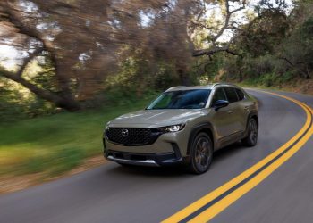 Auto Klub – Samo u Americi: Tuži Mazdu za 5 milijuna dolara zbog čudne poruke koja mu se pojavila na zaslonu