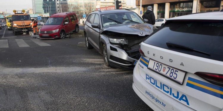 Auto Klub – Sat sudara: Ovo je trenutak u danu kada se najčešće događaju prometne nesreće