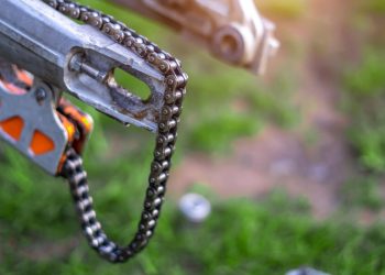 Auto Klub – Snimka ledi krv u žilama: Stravičan sudar motociklista i Jeepa na dvosmjernoj off-road stazi