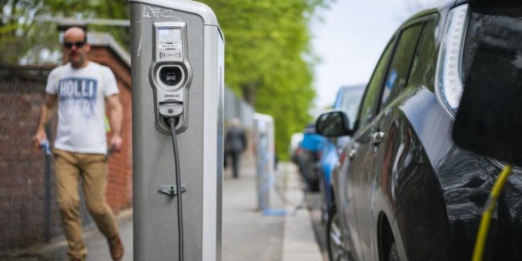 Auto Klub – Svjetski rekord: U ovoj europskoj zemlji električni auti čine 94 posto tržišta!