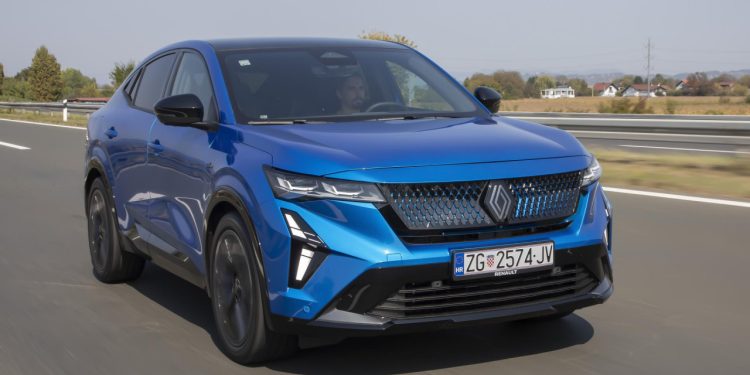 Auto Klub – Test najzanimljivijeg novog Renaulta: Rafale Full Hybrid 200 Esprit Alpine je čudesno udobni luksuzni SUV