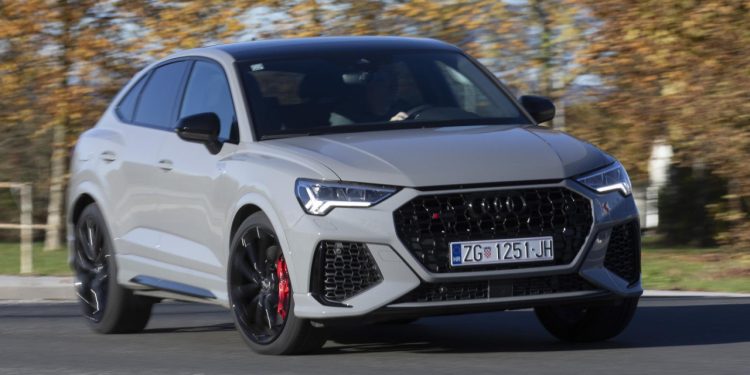 Auto Klub – Testirali smo Audi RS Q3 Sportback TFSI quattro: Pakleno brz SUV s ozbiljnim sportskim ambicijama