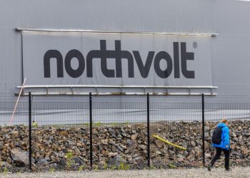 Auto Klub – Zbog loše prodaje: Europski proizvođač baterija za automobile otpušta četvrtinu svojih radnika