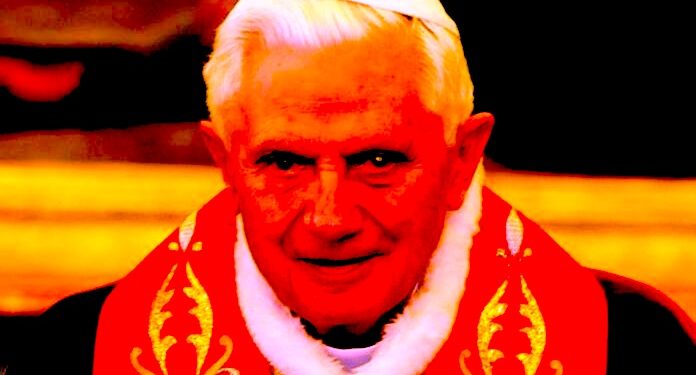 Benedikt XVI o progonu svetih i uništenju: ‘Doći će iz grijeha Crkve’