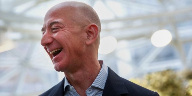 Bezos je sakrio identitet zbog popusta na luksuznu vilu – tužitelj – RT World News