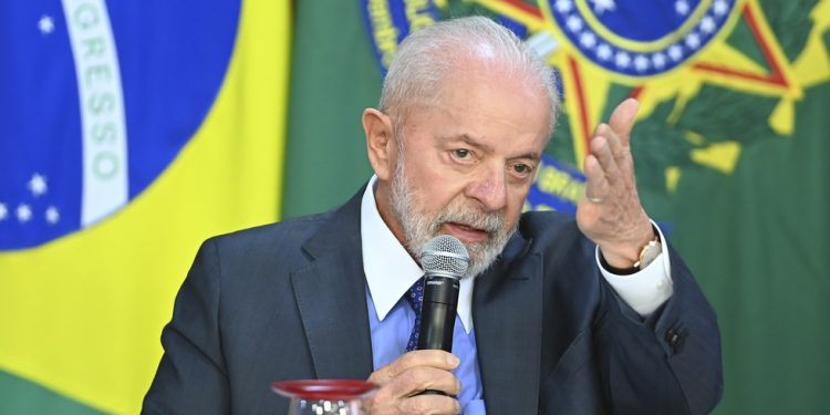 Brazilac Lula uzvraća otkaz nakon kritika Zelenskog — RT World News