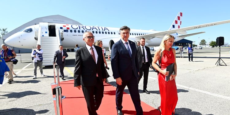 Direktor koji zarađuje preko 4.600 eura: Doktorirao u Bosni, školovanje mu plaćali građani