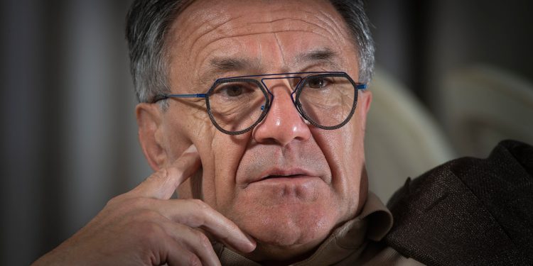 Doajeni kreiraju tajni plan za Ustavni sud: Tamo žele čovjeka kojeg je napao Mamić