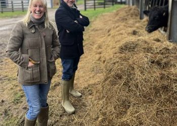 EDEN POVJERLJIVO: Darežljivost donatora rada lorda Waheeda Allija nema granica dok ministru Keira Starmera daje 420 funti… za ručno izrađene, kožom podstavljene WELLIES