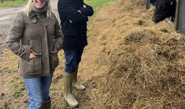 EDEN POVJERLJIVO: Darežljivost donatora rada lorda Waheeda Allija nema granica dok ministru Keira Starmera daje 420 funti… za ručno izrađene, kožom podstavljene WELLIES