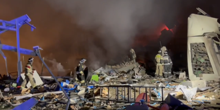 Eksplozija na benzinskoj crpki u Rusiji ubila 11 (VIDEO) — RT Rusija i bivši Sovjetski Savez