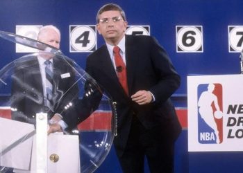 Ewinga i lažne koverte koju je dao Knicksima na NBA draftu