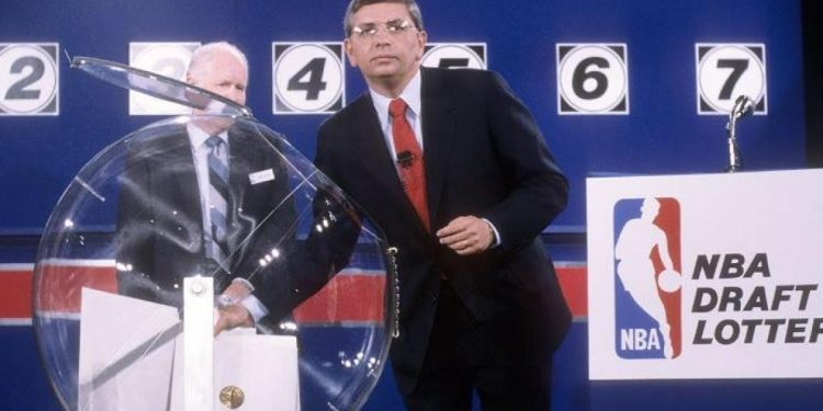 Ewinga i lažne koverte koju je dao Knicksima na NBA draftu