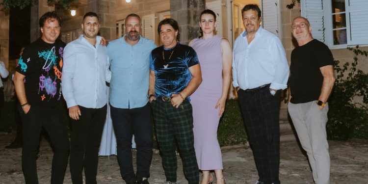 Festivo i gosti zatvorili sezonu vjenčanja u Vili Terezi u Čilipima