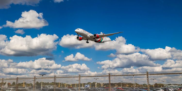 Glavna afrička zračna luka nastavlja s letovima — RT Africa