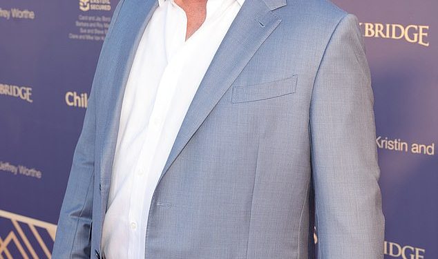 Glumci serije Prijatelji Matta LeBlanca zabrinuti su zbog njegovog ‘povučenog’ ponašanja i ‘razbarušenog’ izgleda gotovo godinu dana nakon smrti Matthewa Perryja